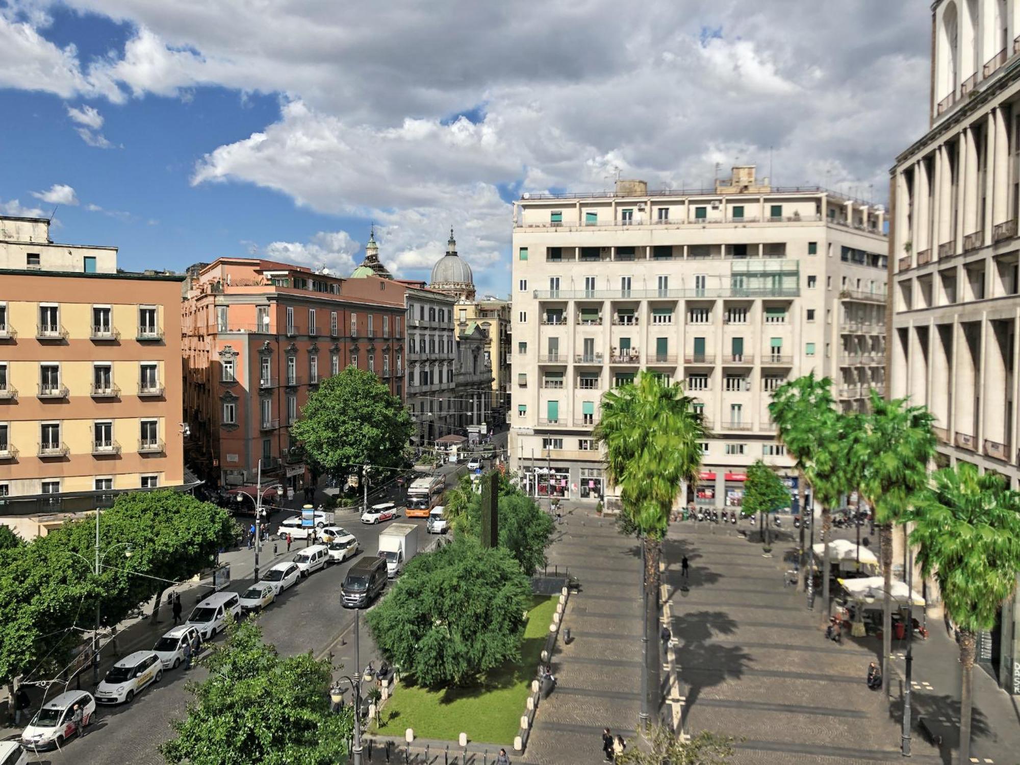 Piazza Carità Hotel Nápoles Exterior foto