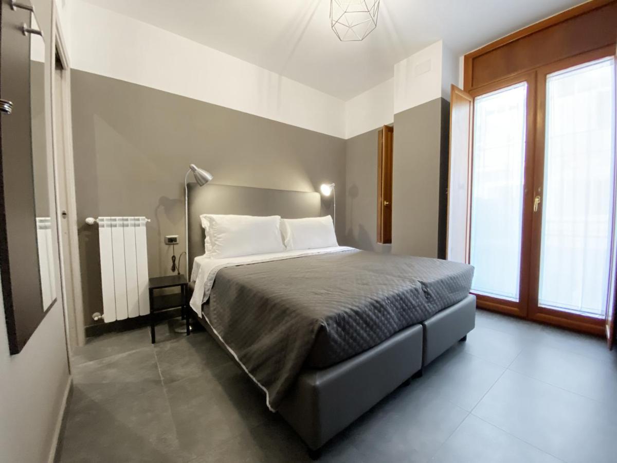 Piazza Carità Hotel Nápoles Exterior foto